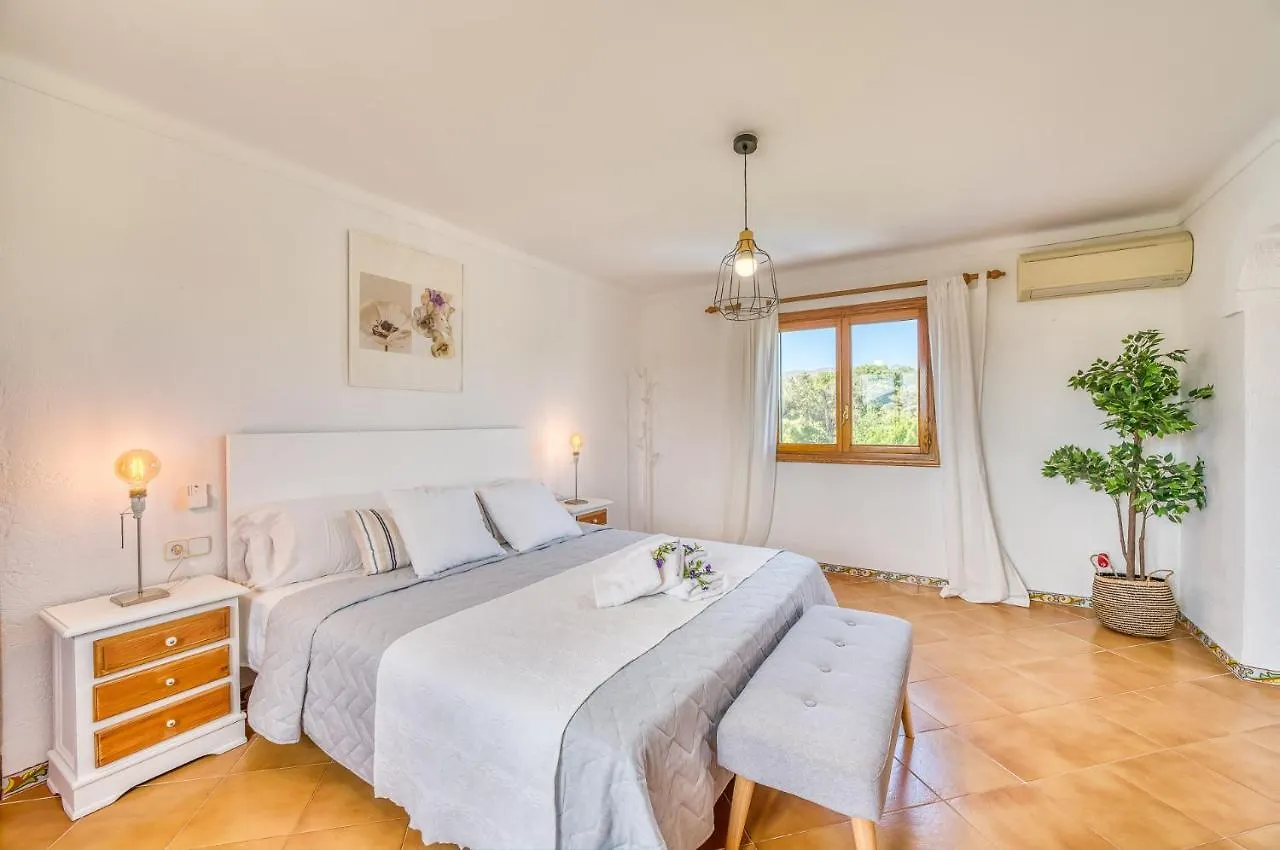 פוינסה Ideal Property Mallorca - Can Carabassot 0*,  ספרד